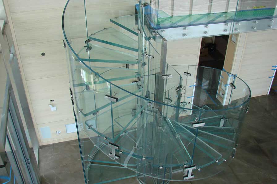 استفاده از شیشه سکوریت در دیزاین داخلی